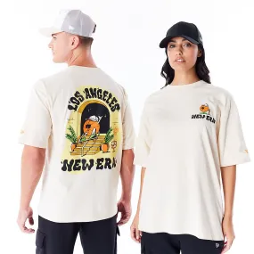 camisa New Era City Graphic Oversized Branded - Light Creme/Black