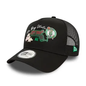 Gorra de camionero con estructura A en negro con el logo del equipo de la NBA Boston Celtics.