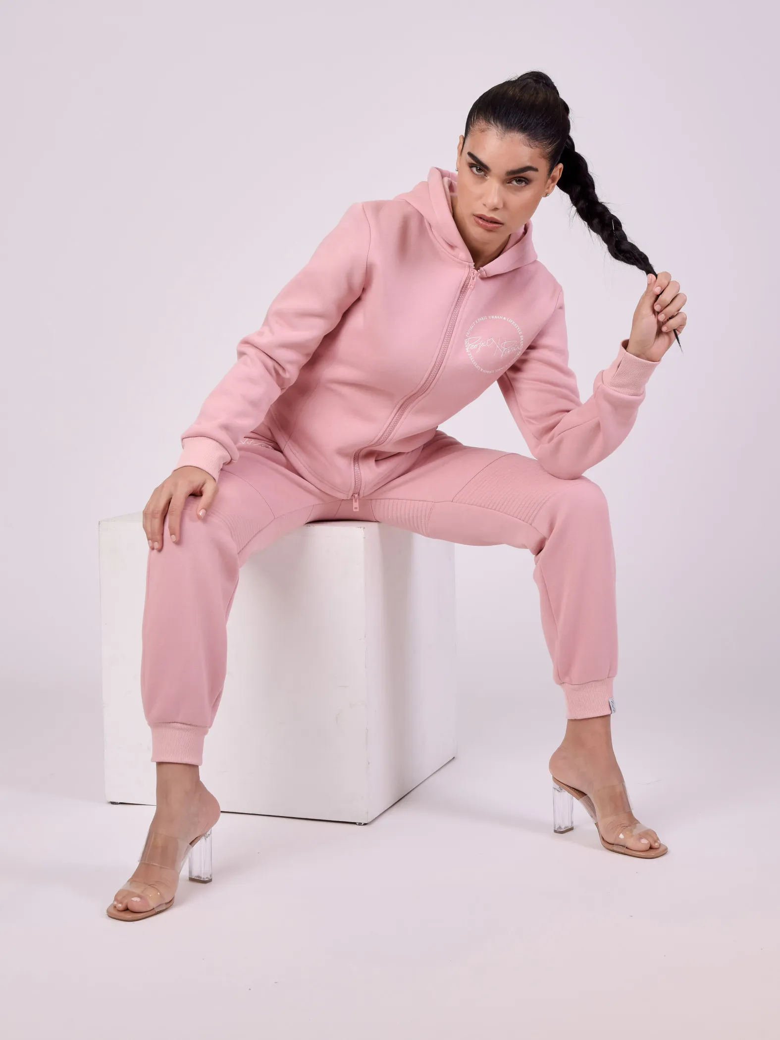Pantalón de chándal con canesú