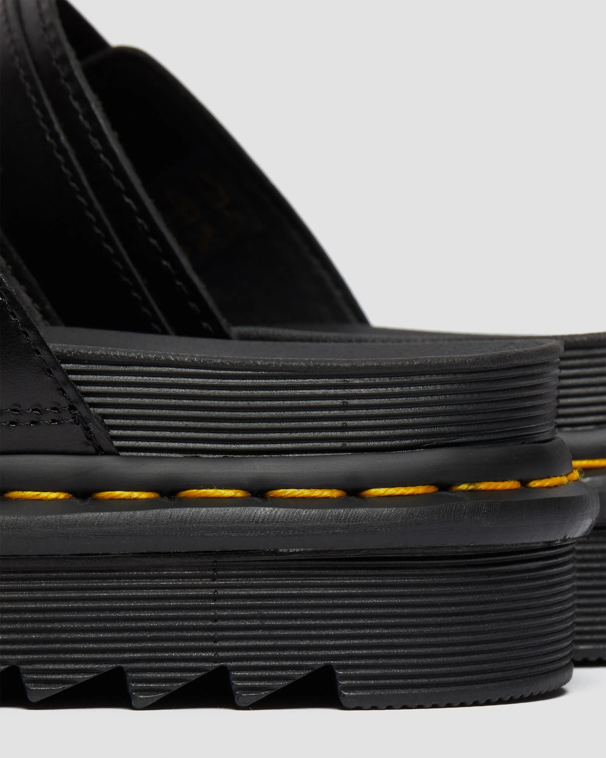 Sandalias Myles de tipo pala de piel Brando