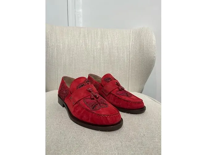 VALENTINO GARAVANI Mules y zuecos T.UE 38.5 ante Roja 